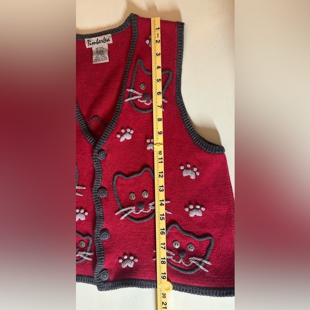 VINTAGE Timberlea Cat Embroidered Sweater Vest Red Gray Button Front Size Small - Picture 8 of 9